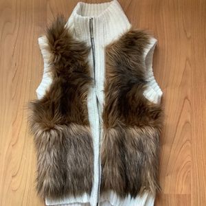 Beautiful Girl’s Faux Fur Vest